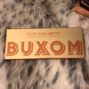 Buxom Boss Babe Betty Eyeshadow Palette